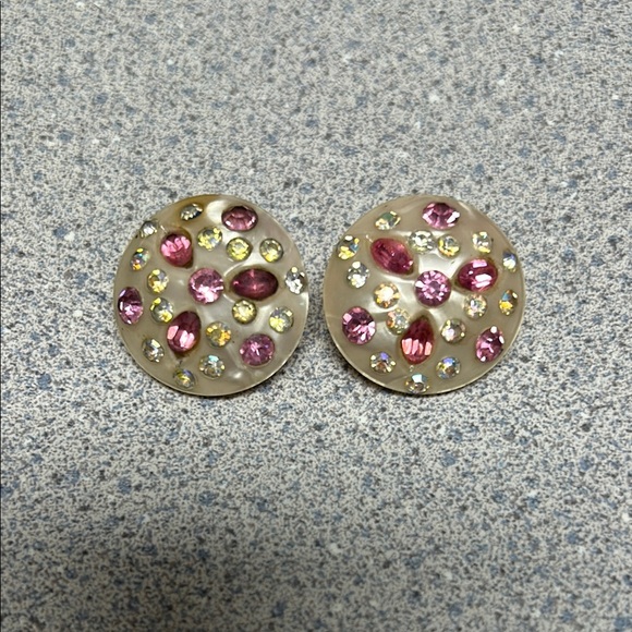 Elegant Pink and Gold Stud Earrings - Picture 1 of 2